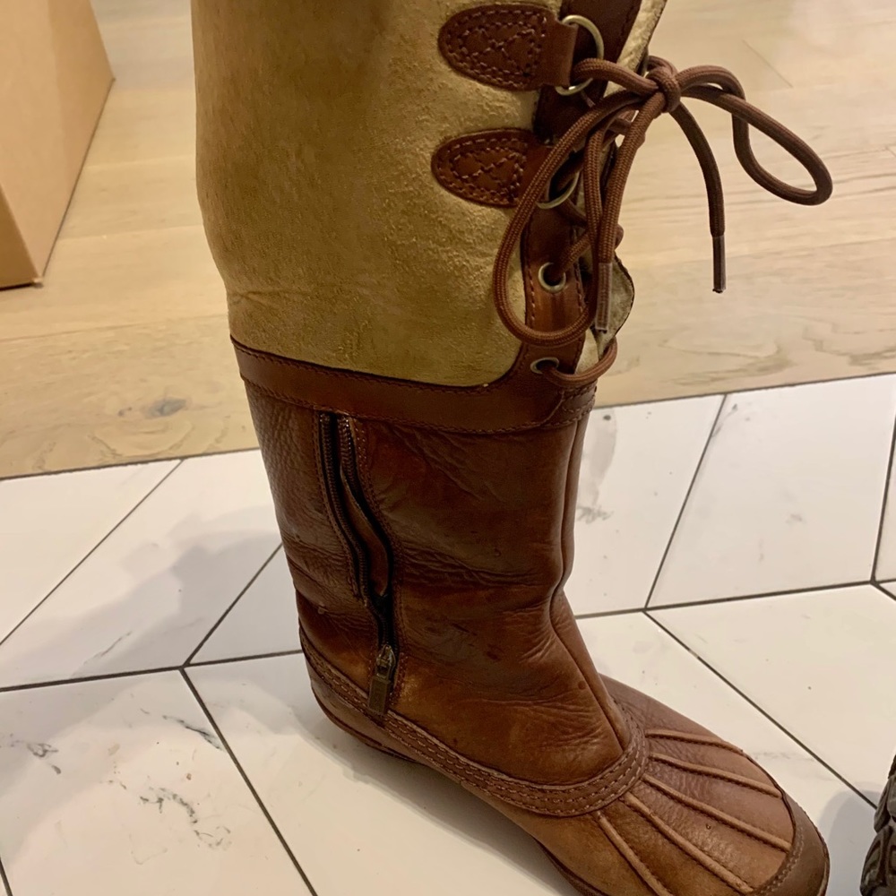 Ugg waterproof winter boots size 7